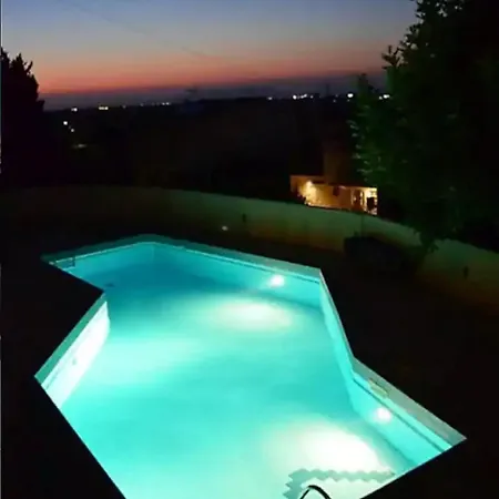 شقة Sea View In A Great Location!!