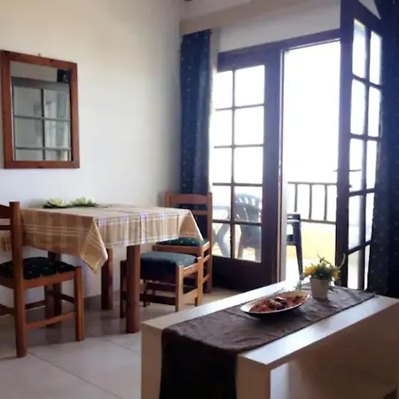 Sea View In A Great Location!! Apartment Hersonissos (Crete)