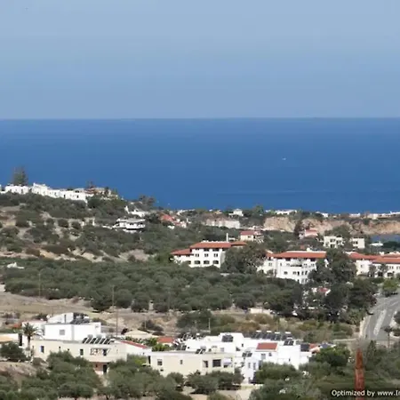 Sea View In A Great Location!! דירה